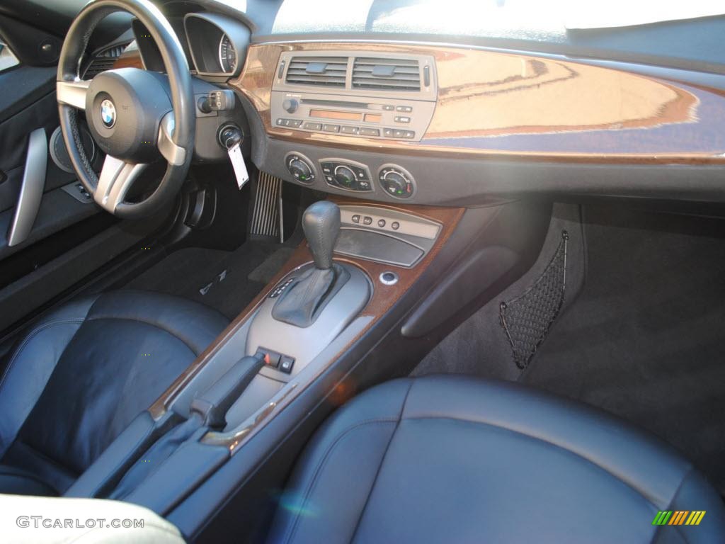 2003 Z4 2.5i Roadster - Maldives Blue Metallic / Black photo #10