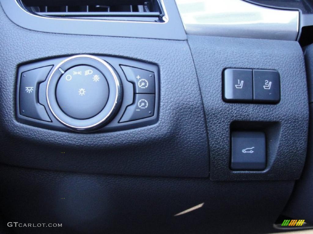 2011 Ford Edge Sport Controls Photo #40793699