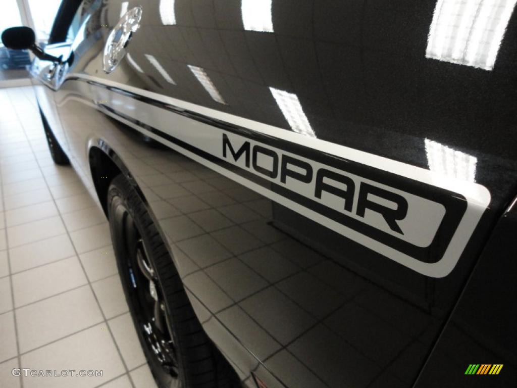 2010 Dodge Challenger R/T Mopar '10 Marks and Logos Photo #40793811