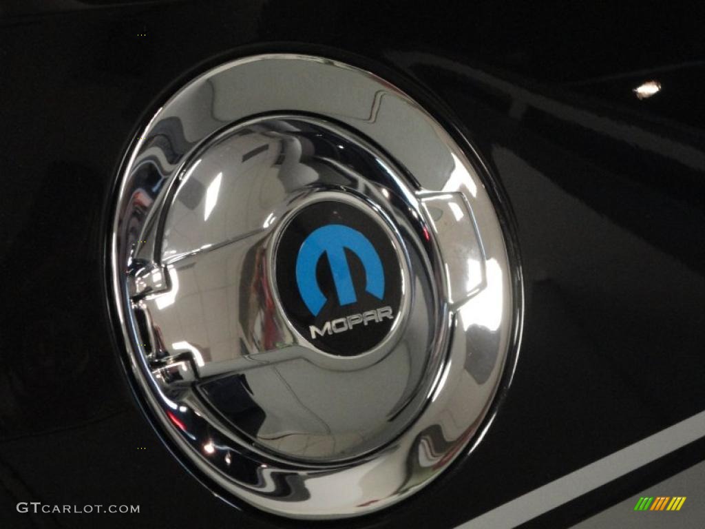 2010 Dodge Challenger R/T Mopar '10 Marks and Logos Photo #40793847