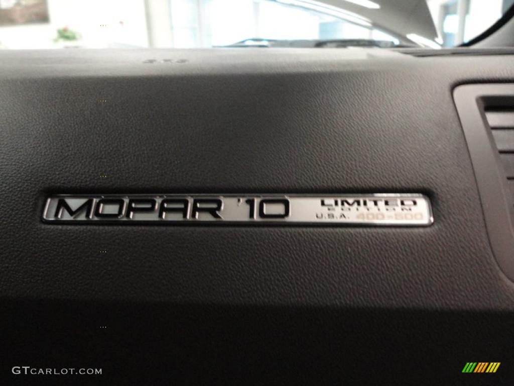 2010 Dodge Challenger R/T Mopar '10 Marks and Logos Photo #40794035