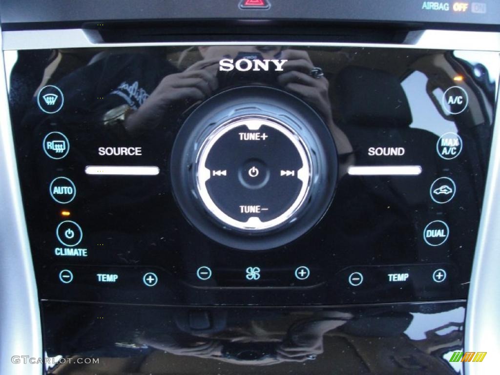 2011 Ford Edge Limited Controls Photo #40794947