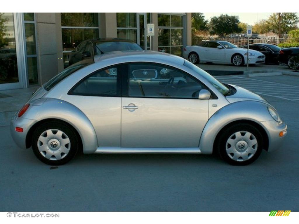 Silver Arrow Metallic 2001 Volkswagen New Beetle GL Coupe Exterior Photo #40795299