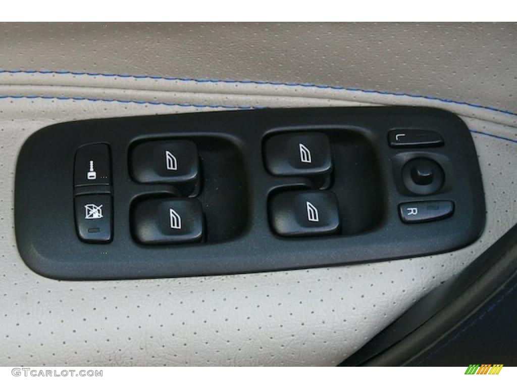 2006 S60 R AWD - R Sonic Blue Metallic / Nordkap Blue R Metallic photo #16
