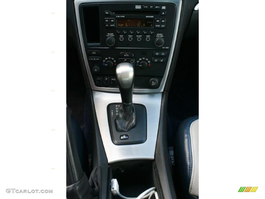 2006 S60 R AWD - R Sonic Blue Metallic / Nordkap Blue R Metallic photo #20