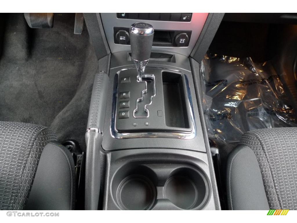 2009 Jeep Commander Sport 4x4 5 Speed Automatic Transmission Photo #40802243