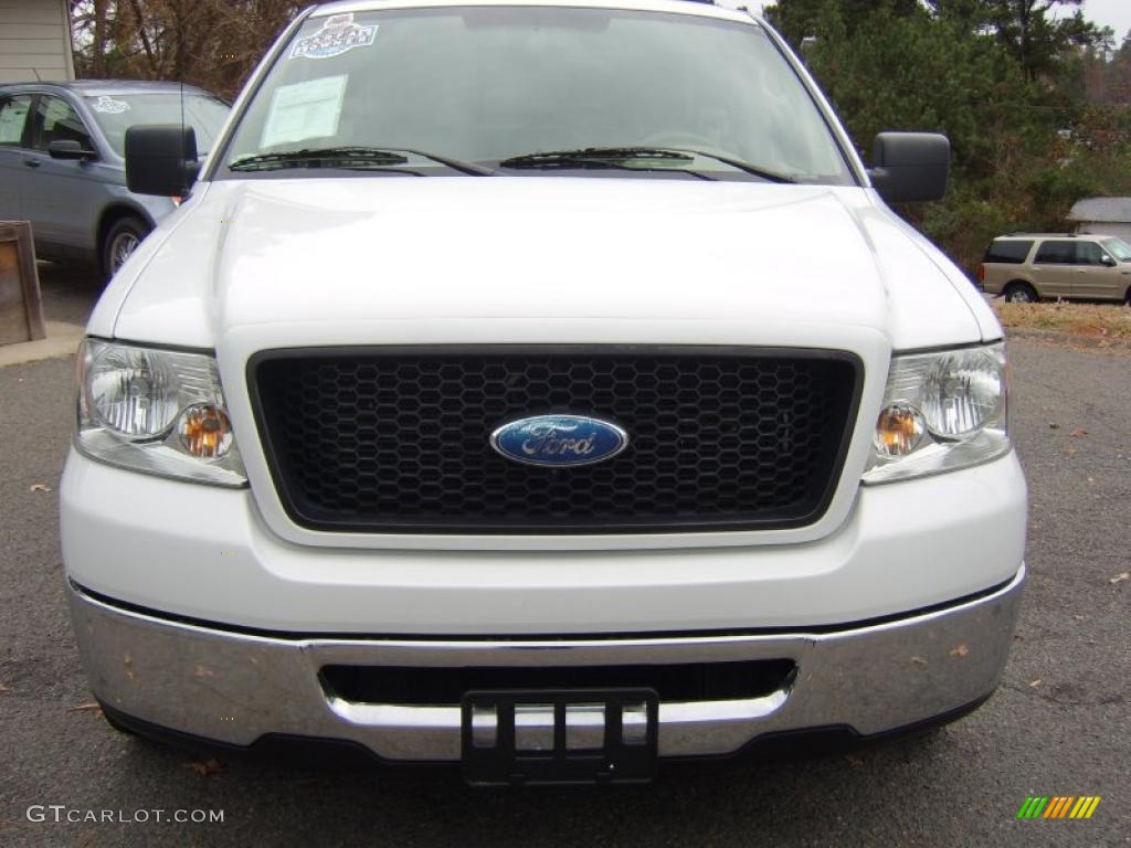 2006 F150 XLT SuperCab - Oxford White / Tan photo #2