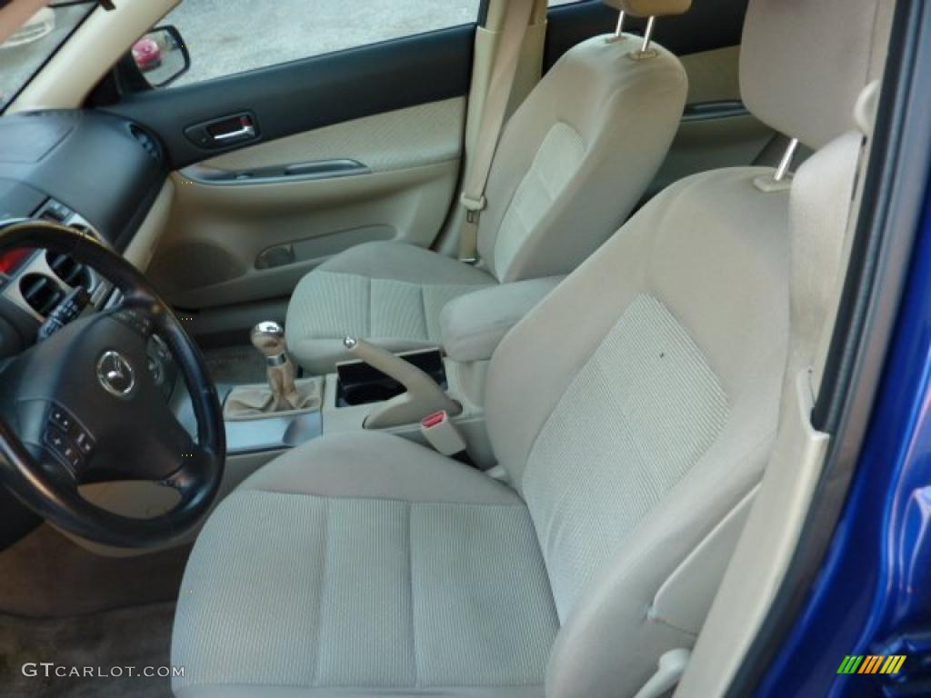 Beige Interior 2005 Mazda MAZDA6 i Sport Hatchback Photo #40804903