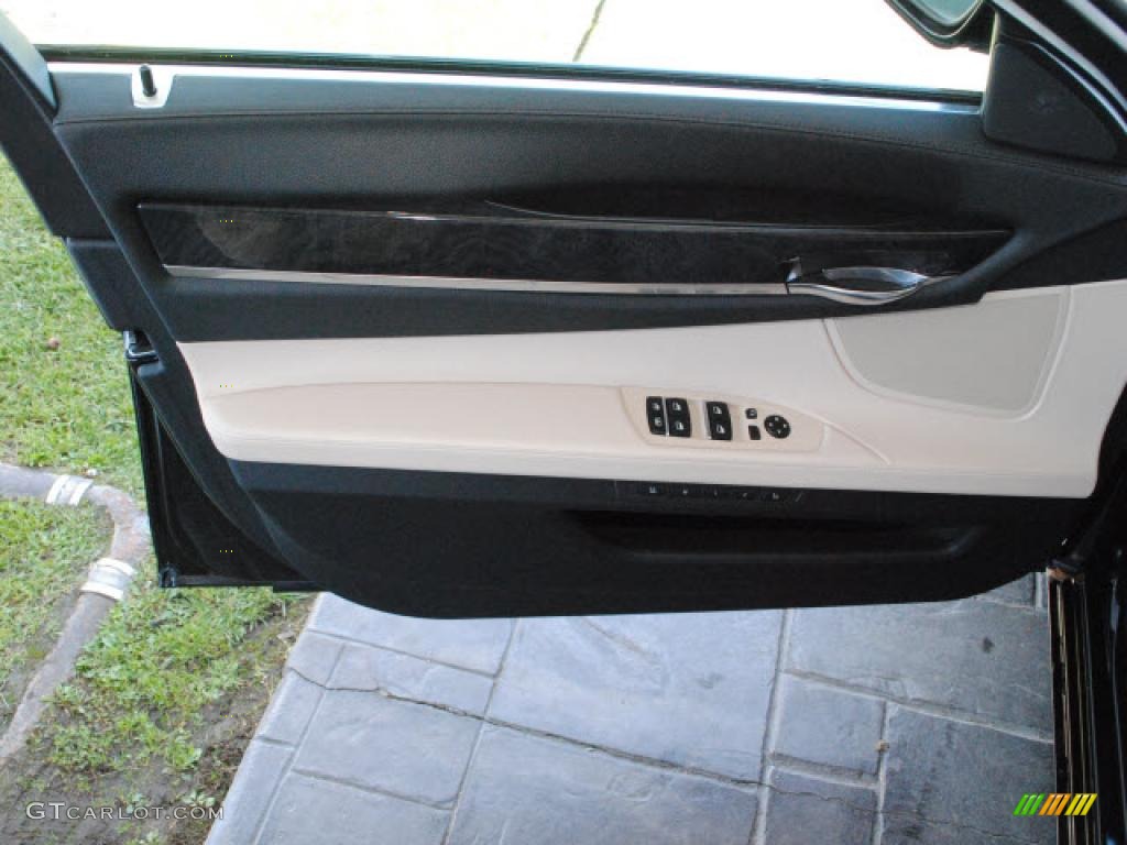 2011 BMW 7 Series 750i xDrive Sedan Oyster/Black Door Panel Photo #40805439