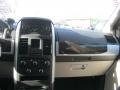 Stone White - Grand Caravan SXT Photo No. 20