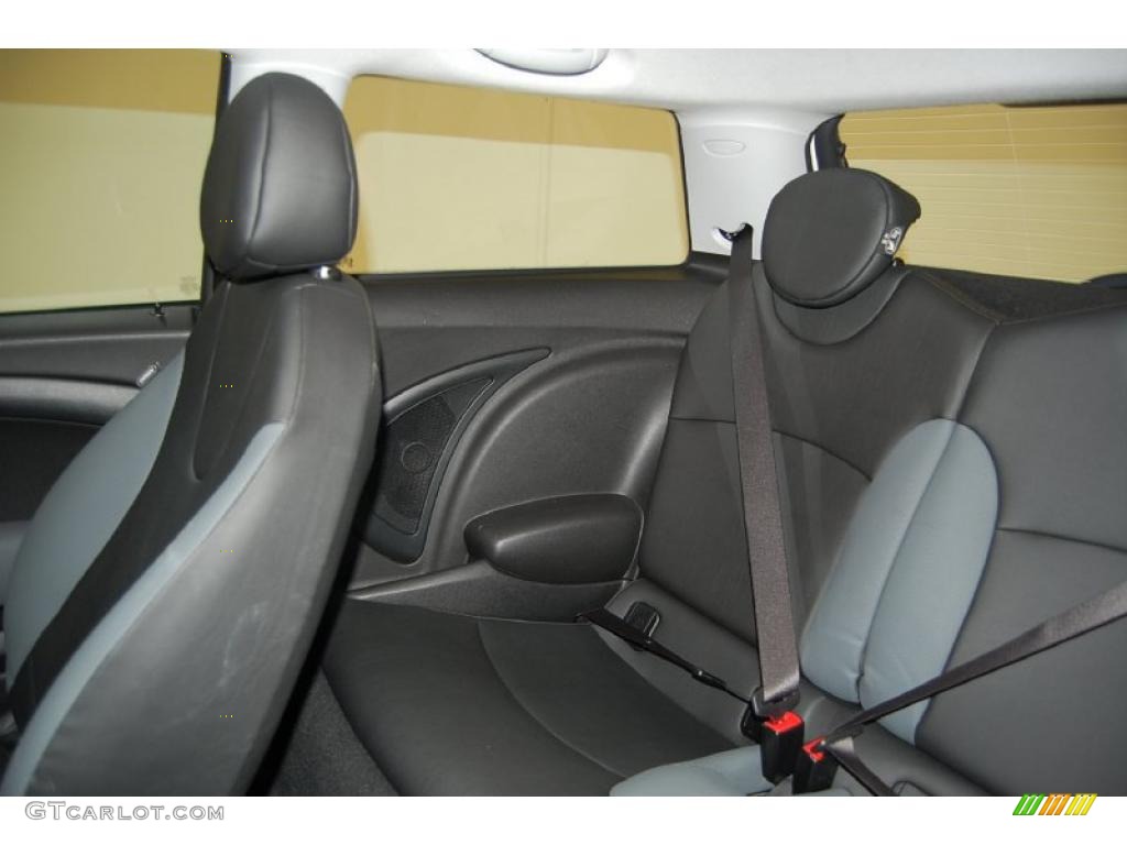 Black/Grey Interior 2009 Mini Cooper Hardtop Photo #40809743