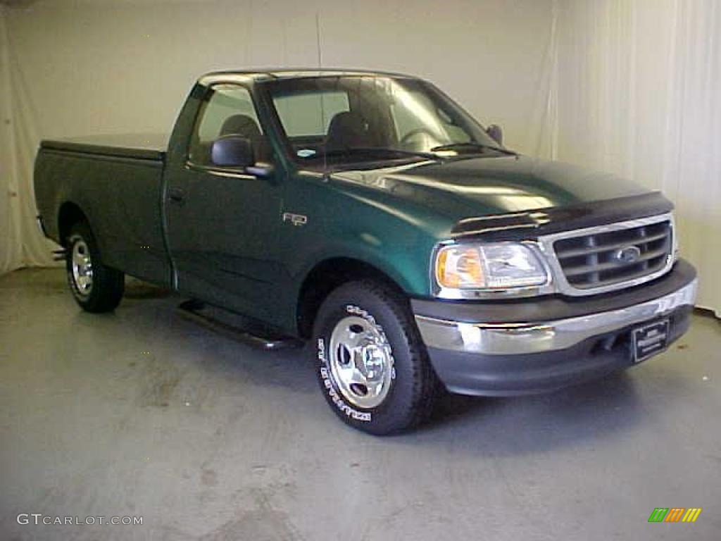 2000 F150 XL Regular Cab - Amazon Green Metallic / Medium Graphite photo #1