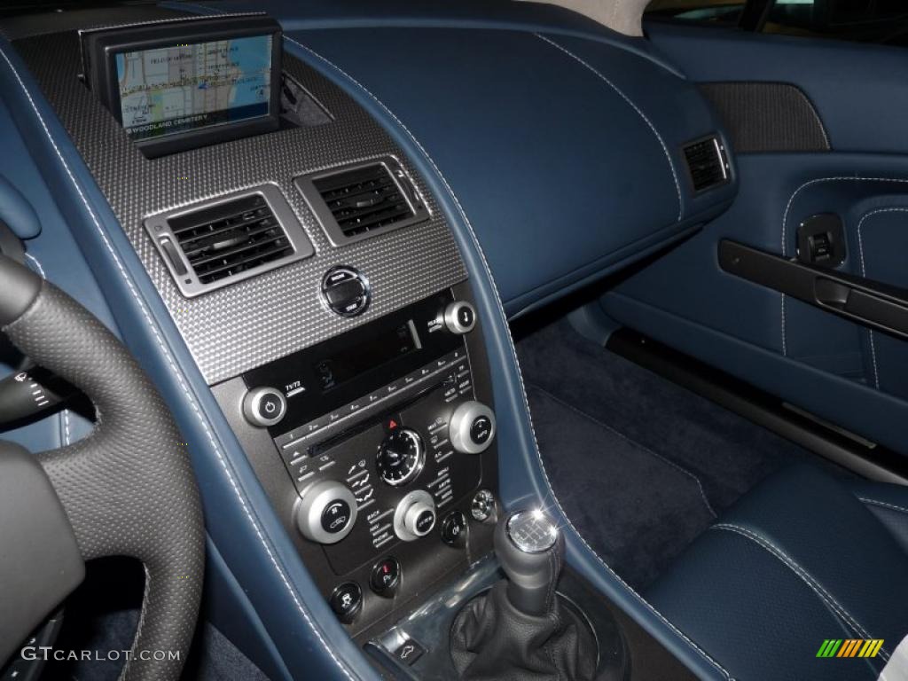 2011 Aston Martin V8 Vantage Roadster Baltic Blue Dashboard Photo #40811571