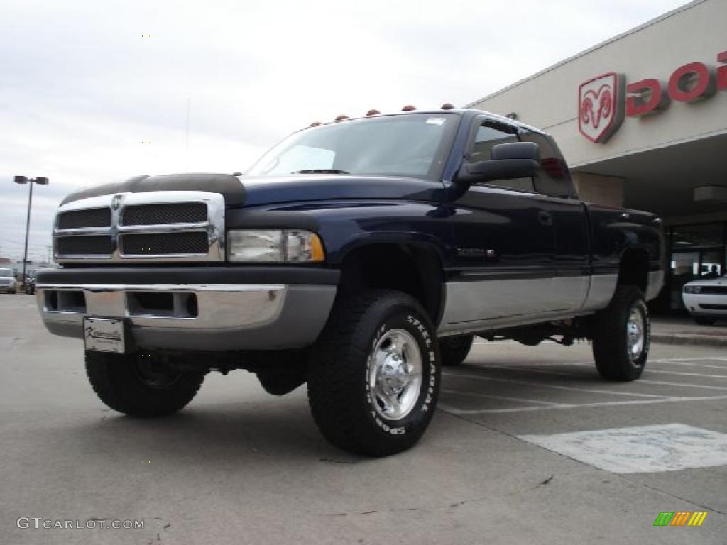 2001 Ram 2500 SLT Regular Cab 4x4 - Patriot Blue Pearl / Mist Gray photo #8