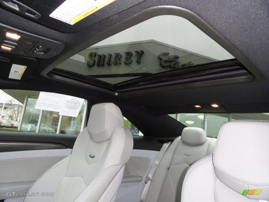 2011 Cadillac CTS -V Coupe Sunroof Photo #40812679