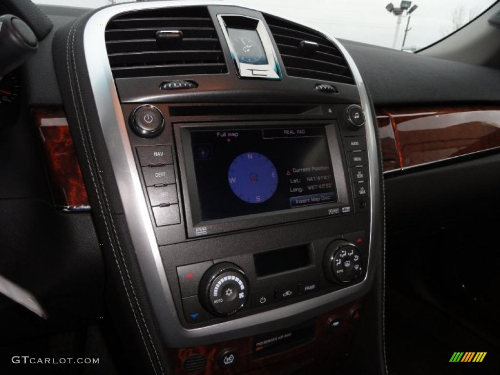 2008 Cadillac SRX 4 V8 AWD Controls Photos
