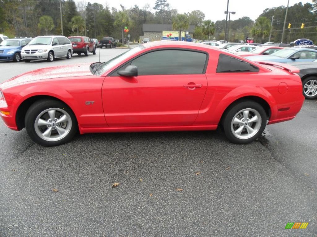 2007 Mustang GT Premium Coupe - Torch Red / Medium Parchment photo #2