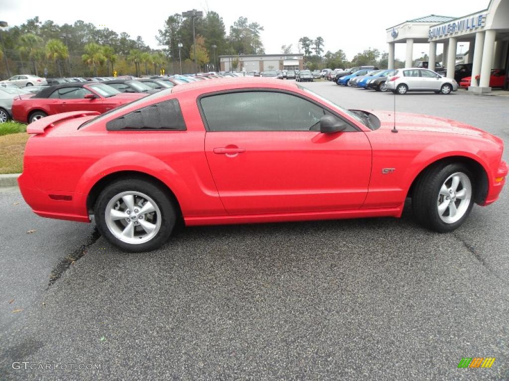 2007 Mustang GT Premium Coupe - Torch Red / Medium Parchment photo #8