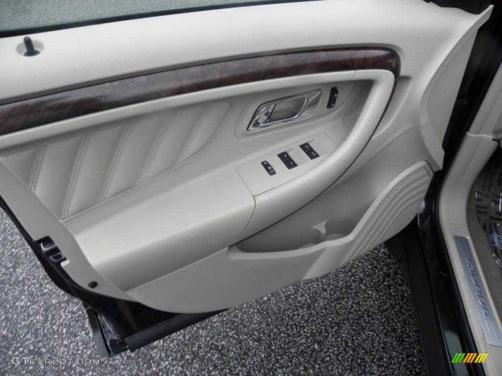 2011 Ford Taurus Limited Light Stone Door Panel Photo #40818159
