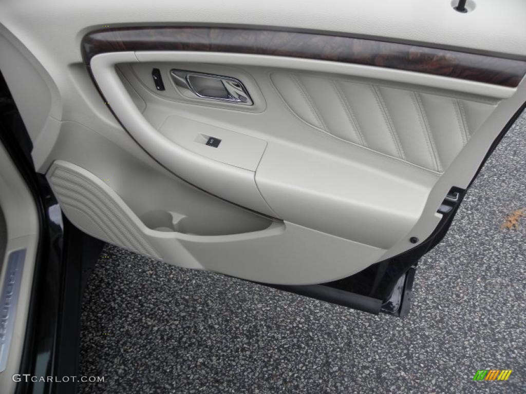 2011 Ford Taurus Limited Light Stone Door Panel Photo #40818187