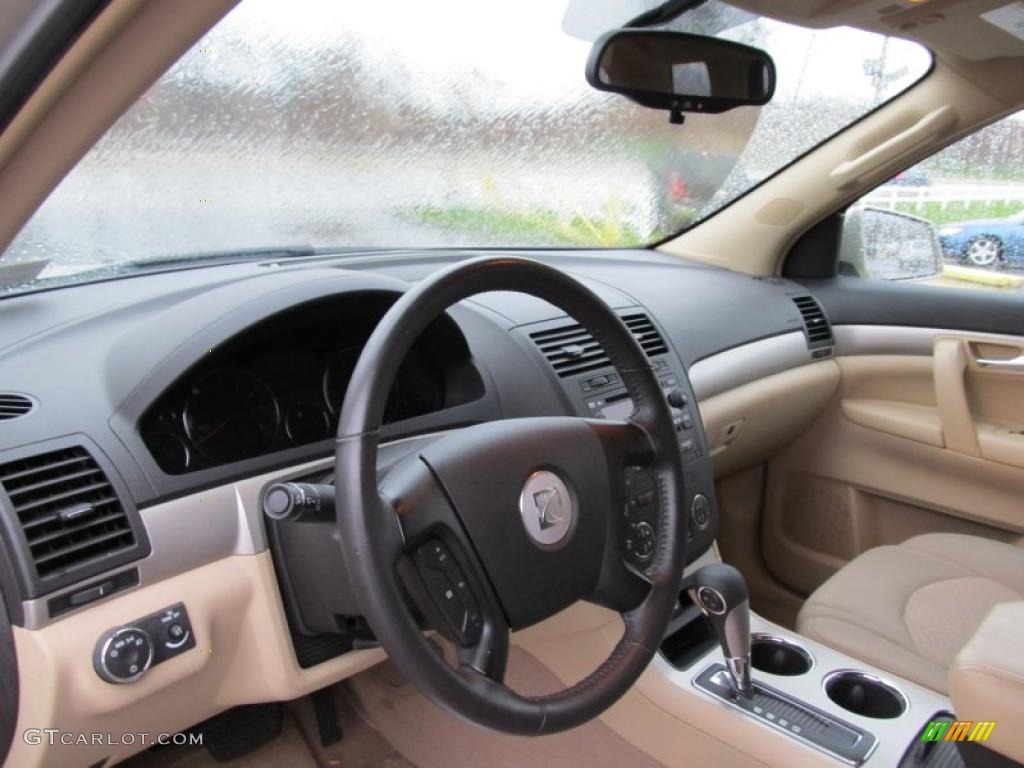 Tan Interior 2009 Saturn Outlook XE AWD Photo #40818559