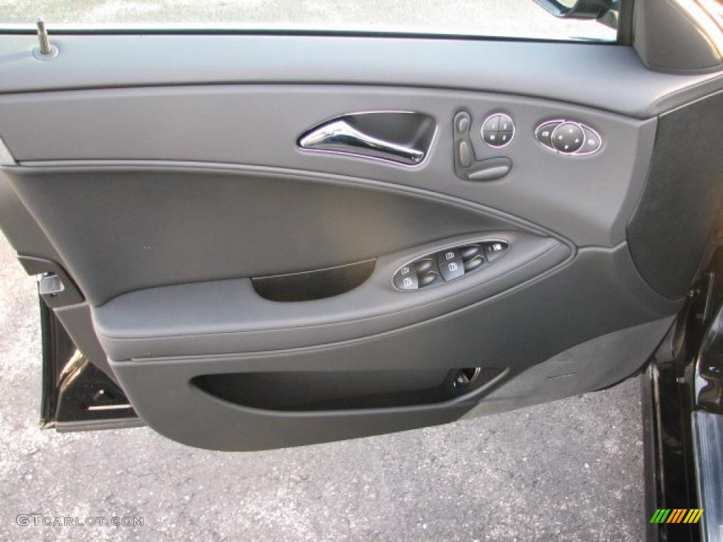 2011 Mercedes-Benz CLS 550 Black Door Panel Photo #40819059