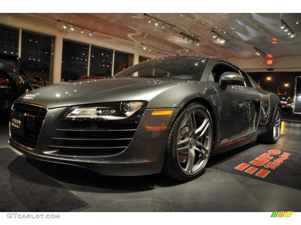 2009 R8 4.2 FSI quattro - Daytona Grey Pearl Effect / Fine Nappa Black Leather photo #4