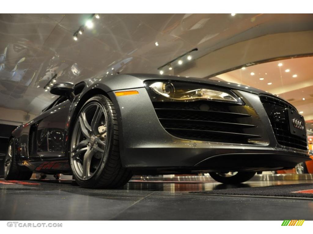 2009 R8 4.2 FSI quattro - Daytona Grey Pearl Effect / Fine Nappa Black Leather photo #6