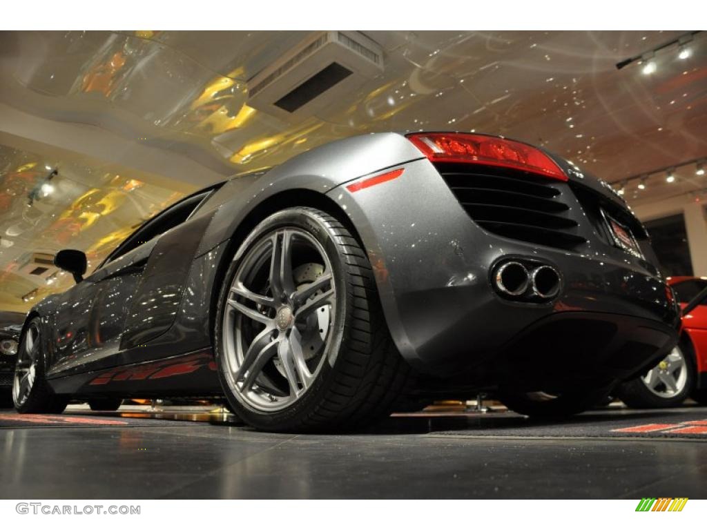 Daytona Grey Pearl Effect 2009 Audi R8 4.2 FSI quattro Exterior Photo #40824181