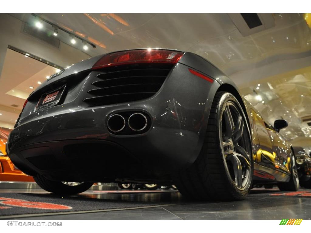 2009 R8 4.2 FSI quattro - Daytona Grey Pearl Effect / Fine Nappa Black Leather photo #20