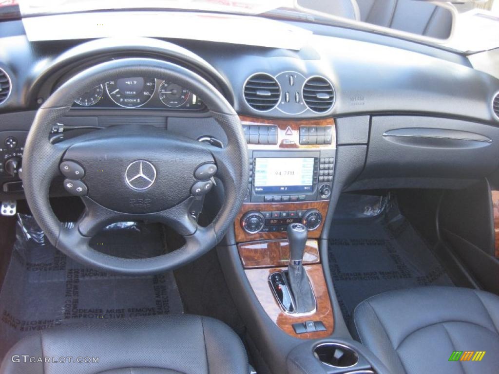 2008 Mercedes-Benz CLK 350 Cabriolet Black Dashboard Photo #40824285