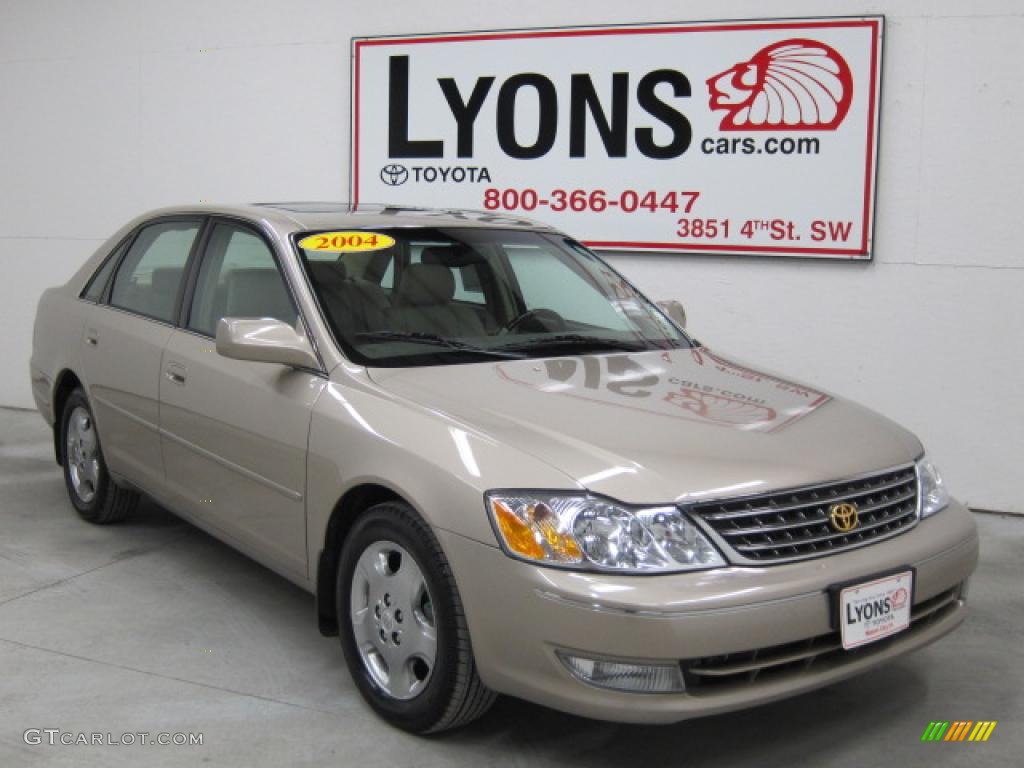 2004 Avalon XLS - Desert Sand Mica / Taupe photo #32