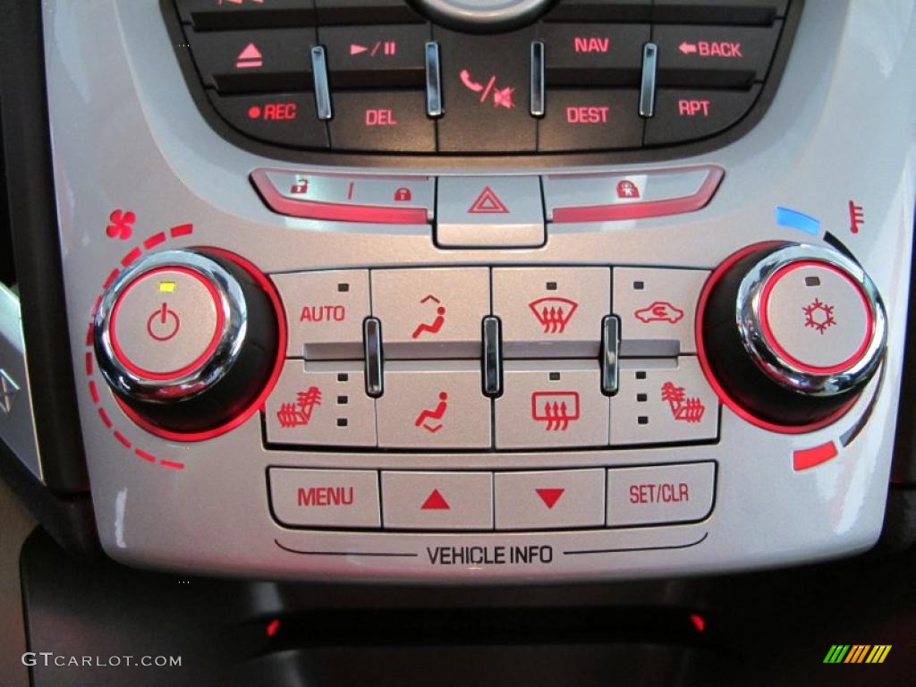 2011 GMC Terrain SLT Controls Photo #40829141