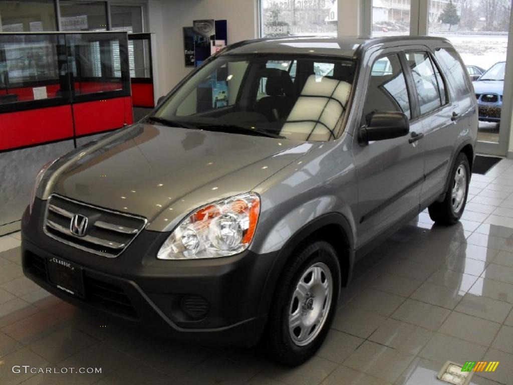 2005 CR-V LX - Satin Silver Metallic / Black photo #1