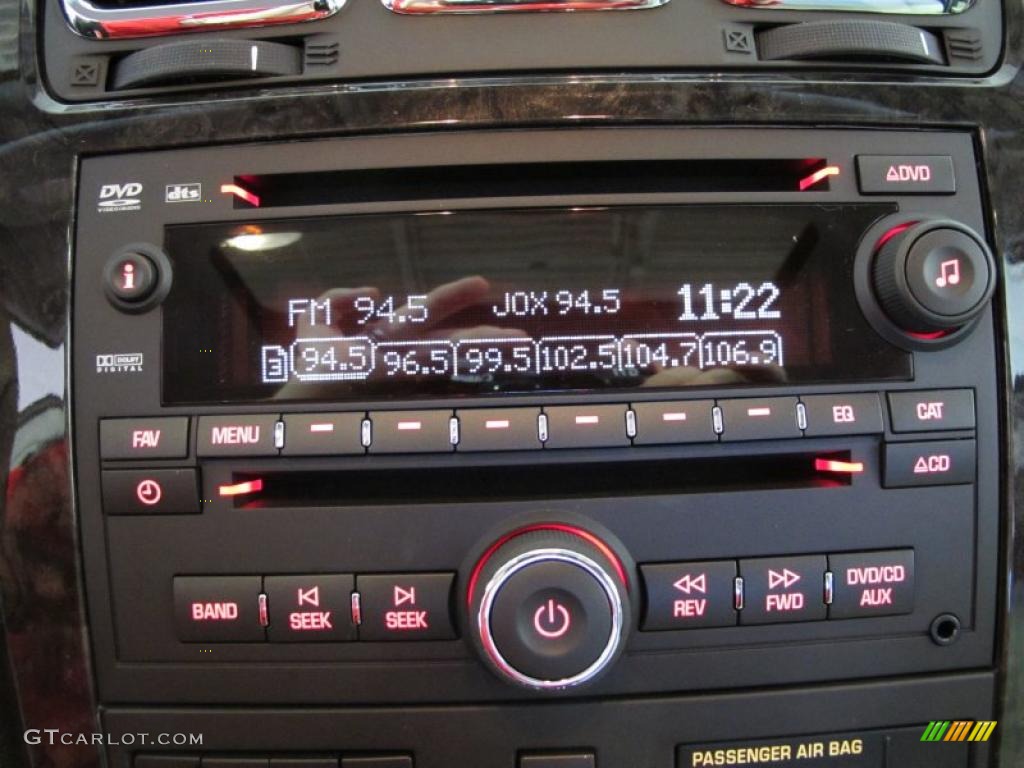 2011 GMC Acadia Denali Controls Photo #40830537