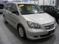 2007 Silver Pearl Metallic Honda Odyssey LX  photo #2