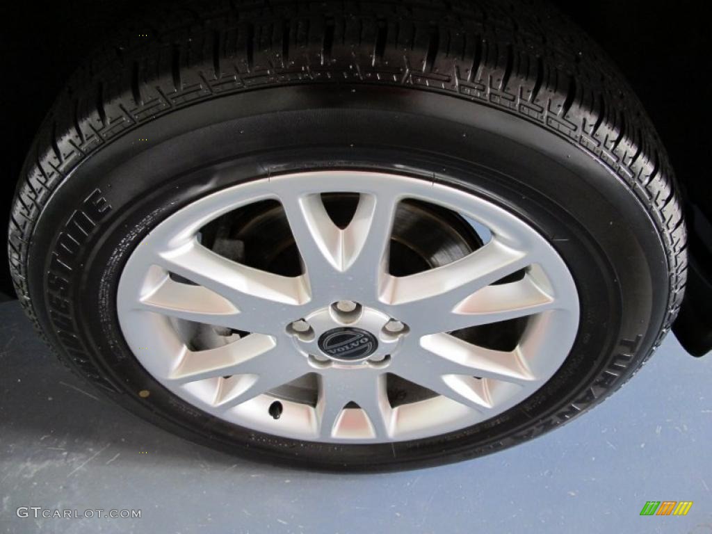 2004 Volvo XC90 2.5T Wheel Photo #40832153