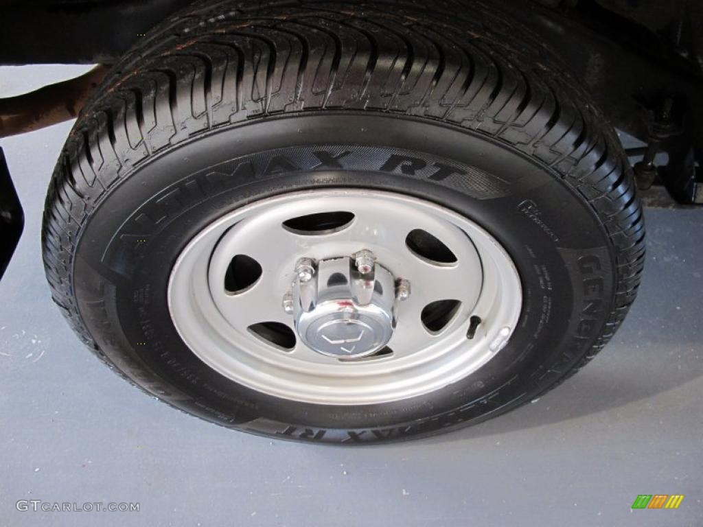 2000 Mitsubishi Montero Sport ES Wheel Photo #40833501
