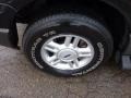 2004 Ford Expedition XLT 4x4 Wheel and Tire Photo