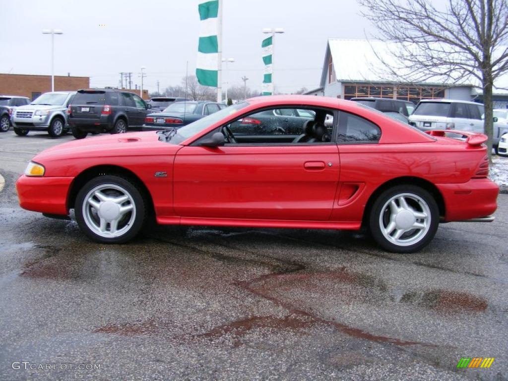 1995 Mustang GT Coupe - Rio Red / Black photo #2