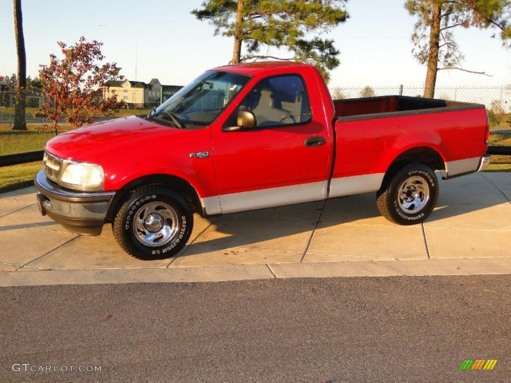 1998 F150 XL Regular Cab - Bright Red / Medium Graphite photo #10