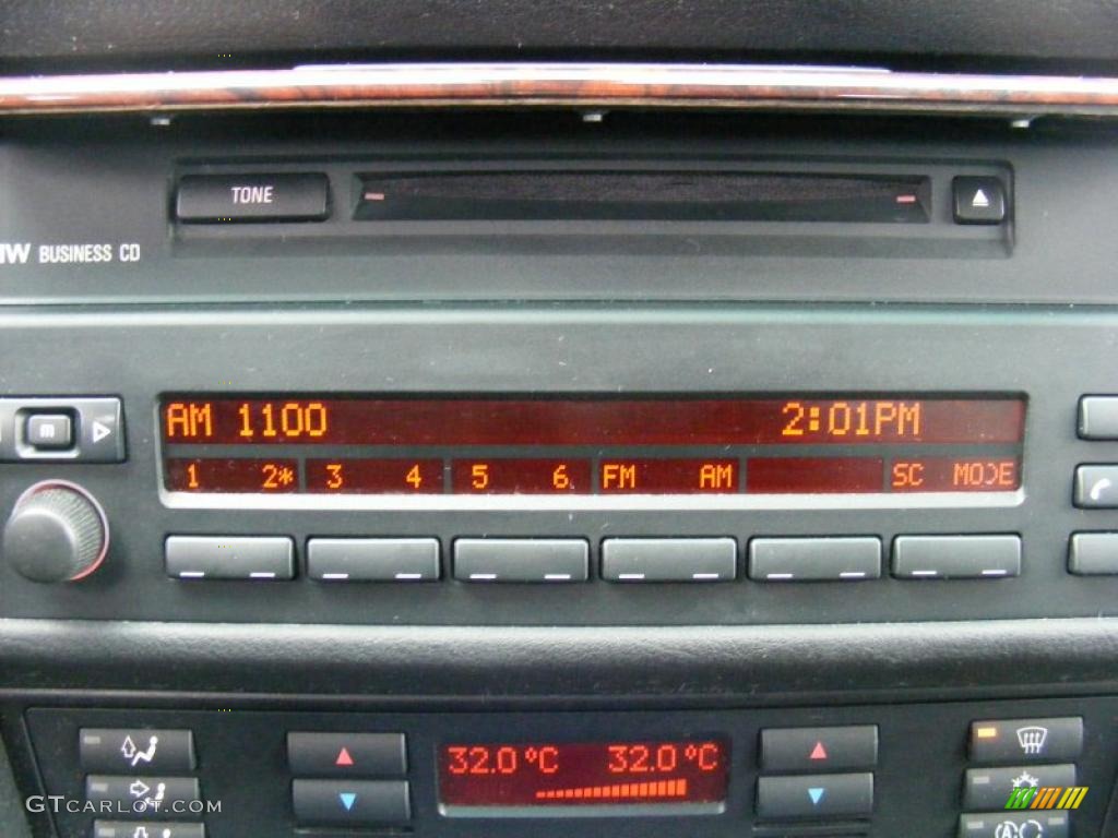 2003 BMW 5 Series 540i Sedan Controls Photo #40840589