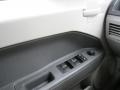 Bright Silver Metallic - Caliber SXT Photo No. 22