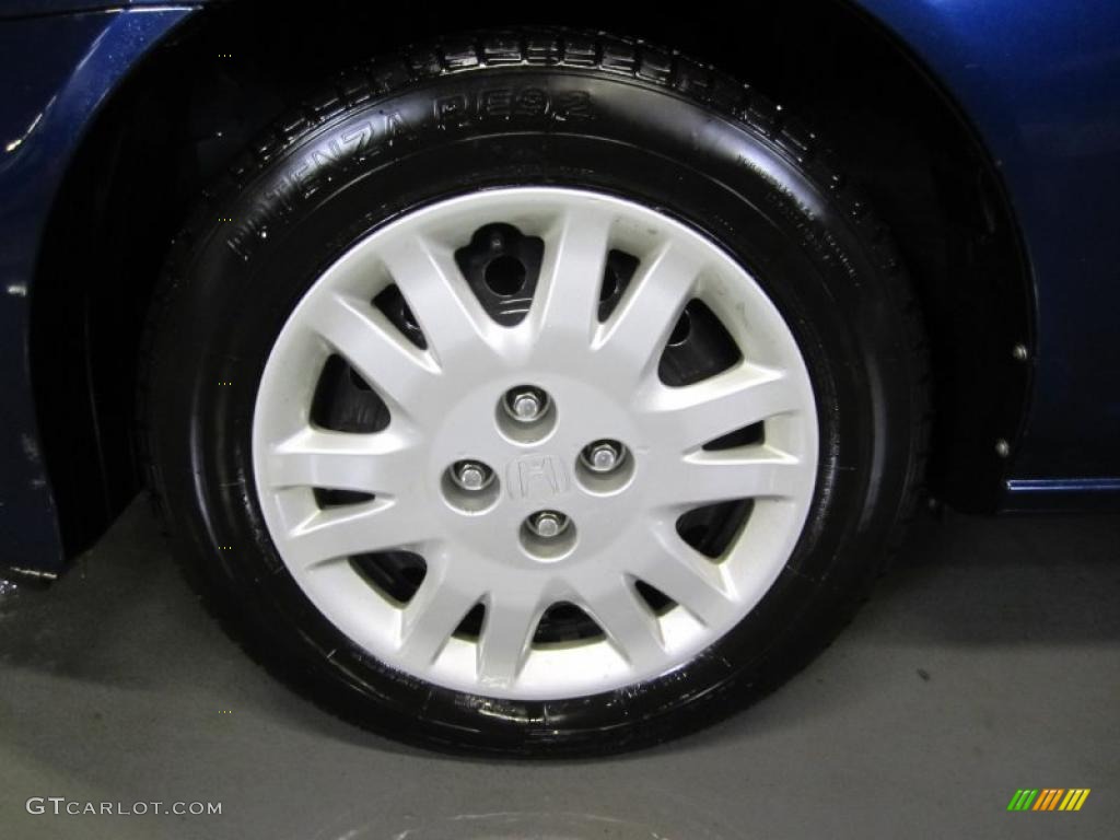 2005 Honda Civic LX Sedan Wheel Photo #40842141