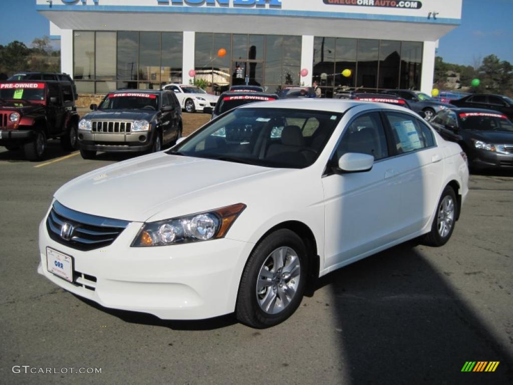 2011 Accord LX-P Sedan - Taffeta White / Ivory photo #1