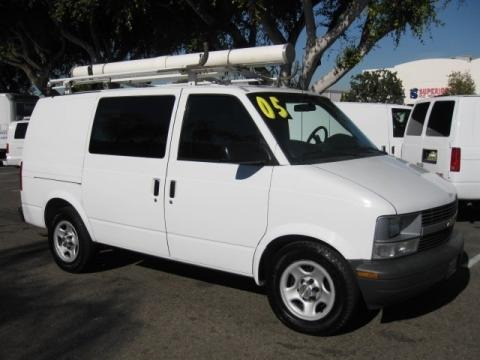 2005 Chevrolet Astro Commercial Van Data, Info and Specs