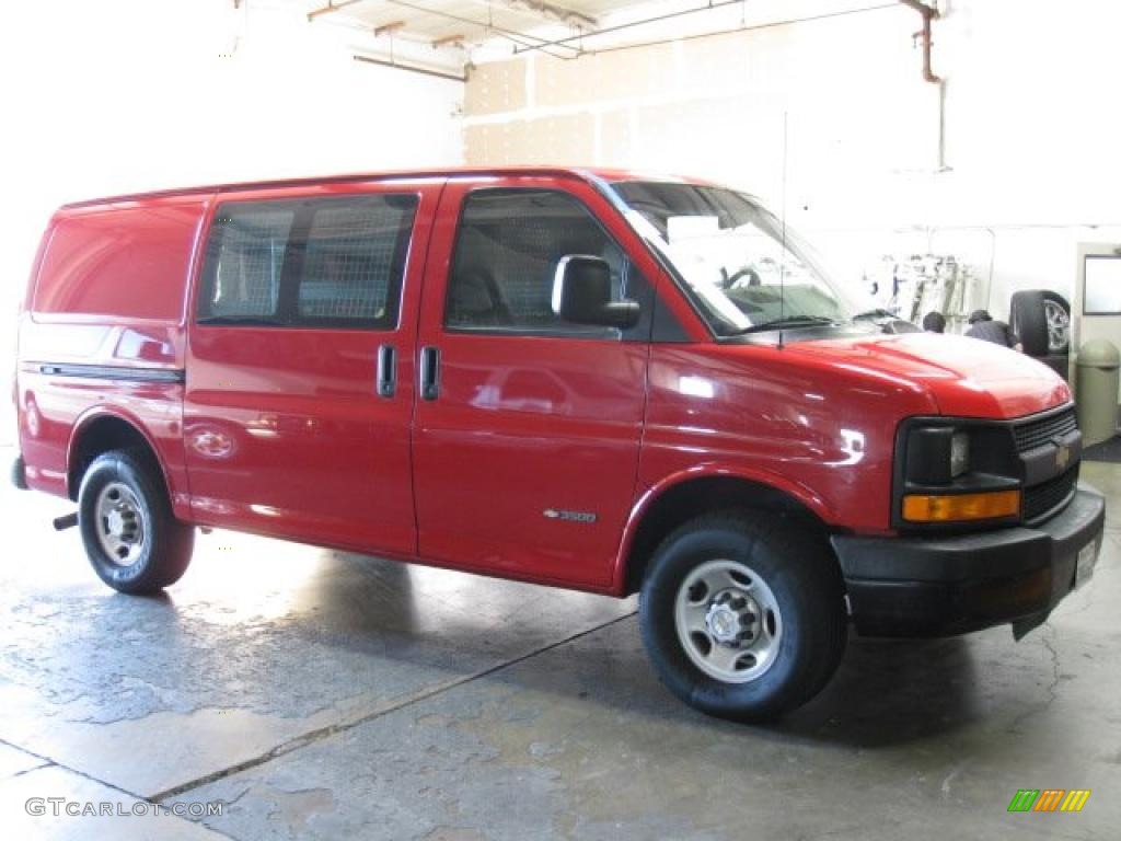 2005 Express 3500 Commercial Van - Victory Red / Medium Dark Pewter photo #1