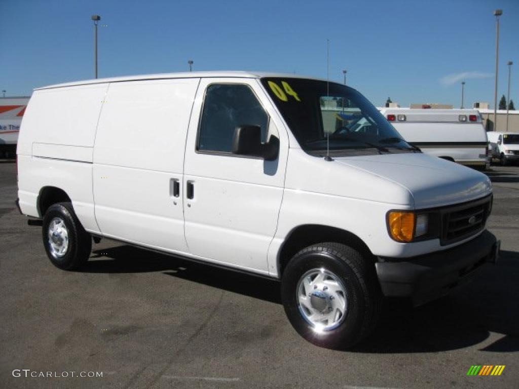 Oxford White 2004 Ford E Series Van E350 Super Duty Cargo Exterior Photo #40847753