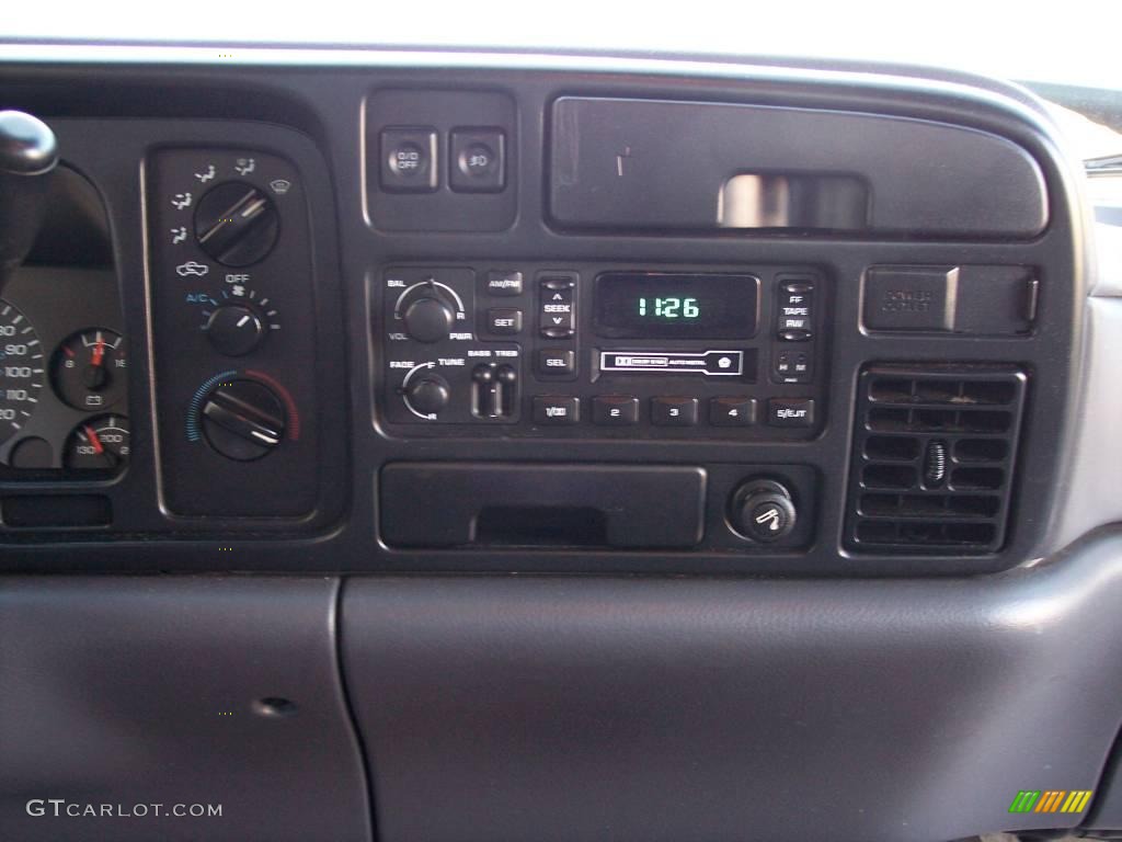 1997 Dodge Ram 2500 Laramie Extended Cab Controls Photo #40848157