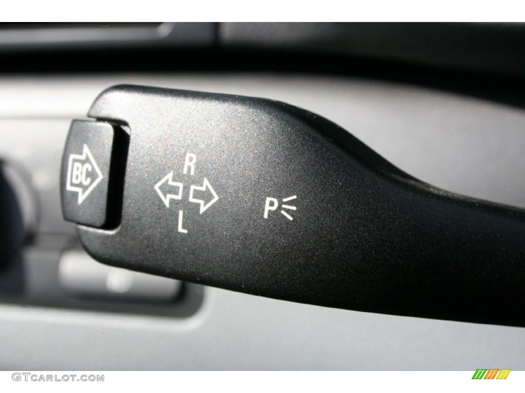 2002 BMW M3 Coupe Controls Photo #40849189